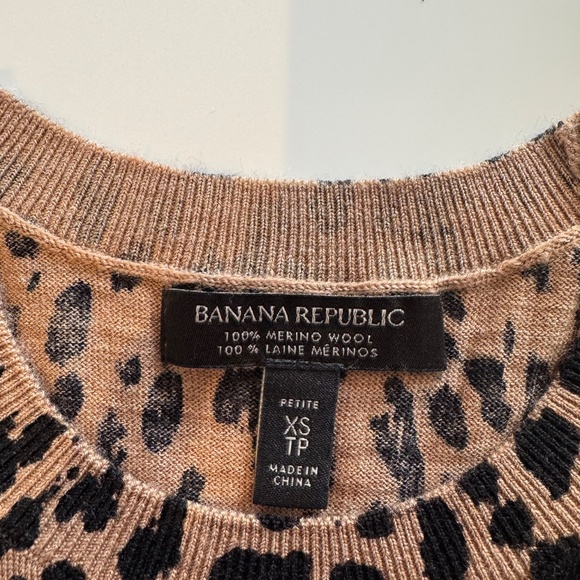 Merino Wool Banana Republic Leopard Sweater - Picture 3 of 5